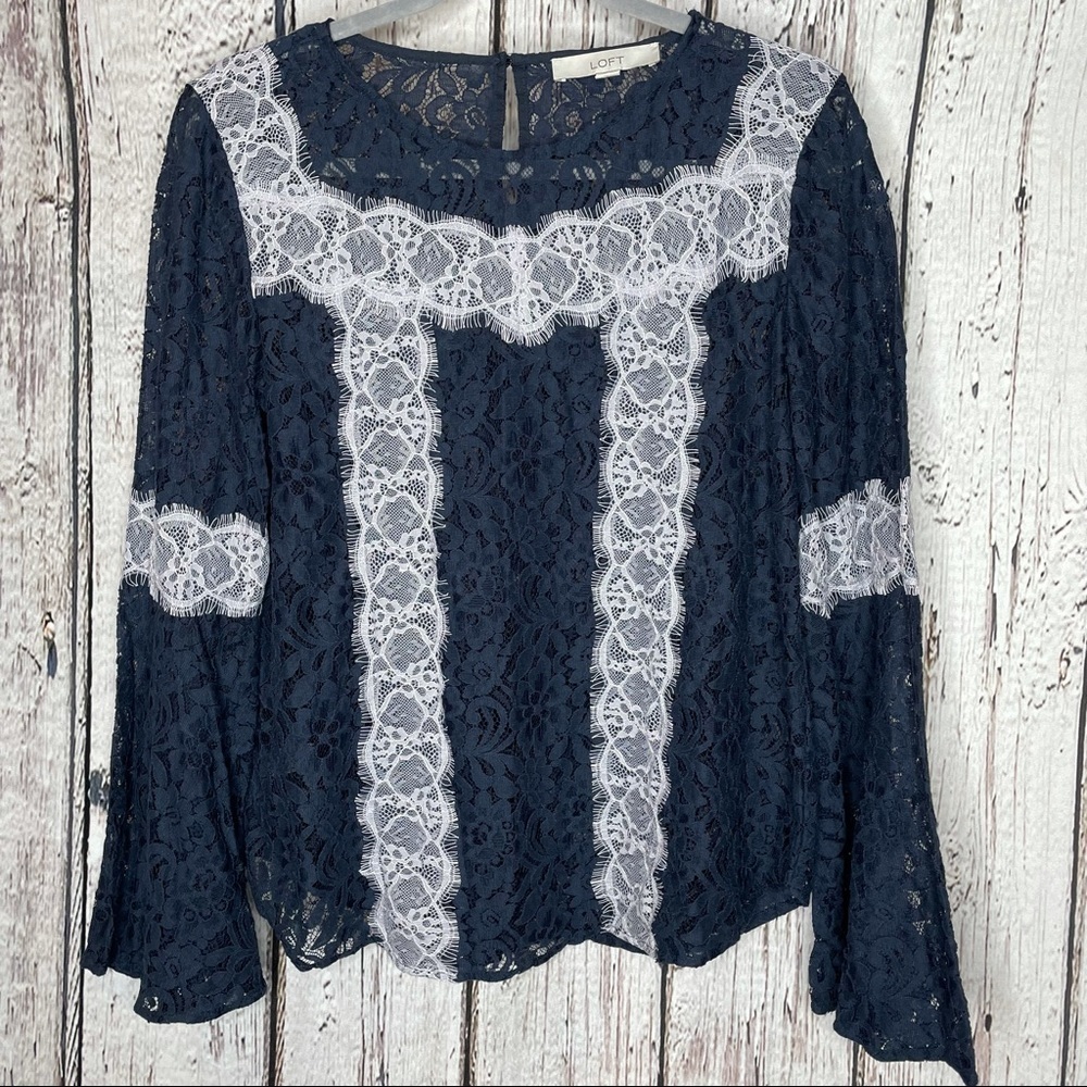 LOFT Lacy Bell Sleeve Blouse Navy‎ Blue Lightweight Women’s Small Boho Top Shirt